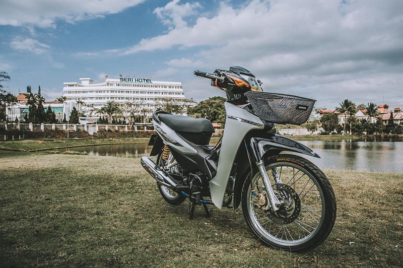 Honda Wave 110 với gói độ gần 200 triệu của biker Hà Nội  Xe máy