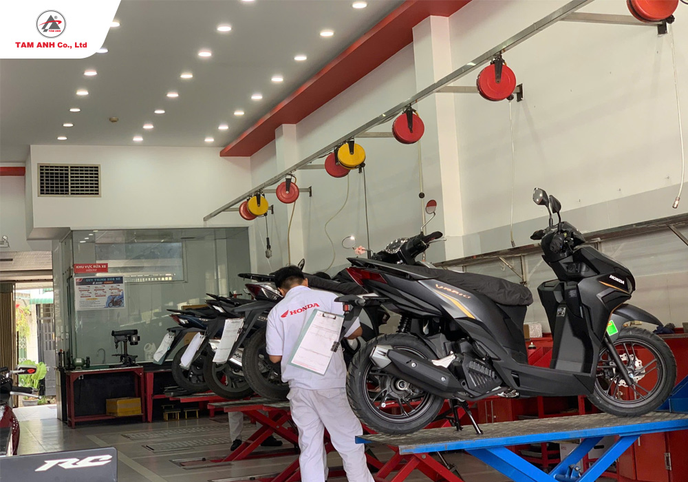 Bảo dưỡng xe ga định kỳ không chỉ giúp bảo vệ động cơ hiệu quả mà còn tăng tuổi thọ và giảm mức tiêu thụ nhiên liệu