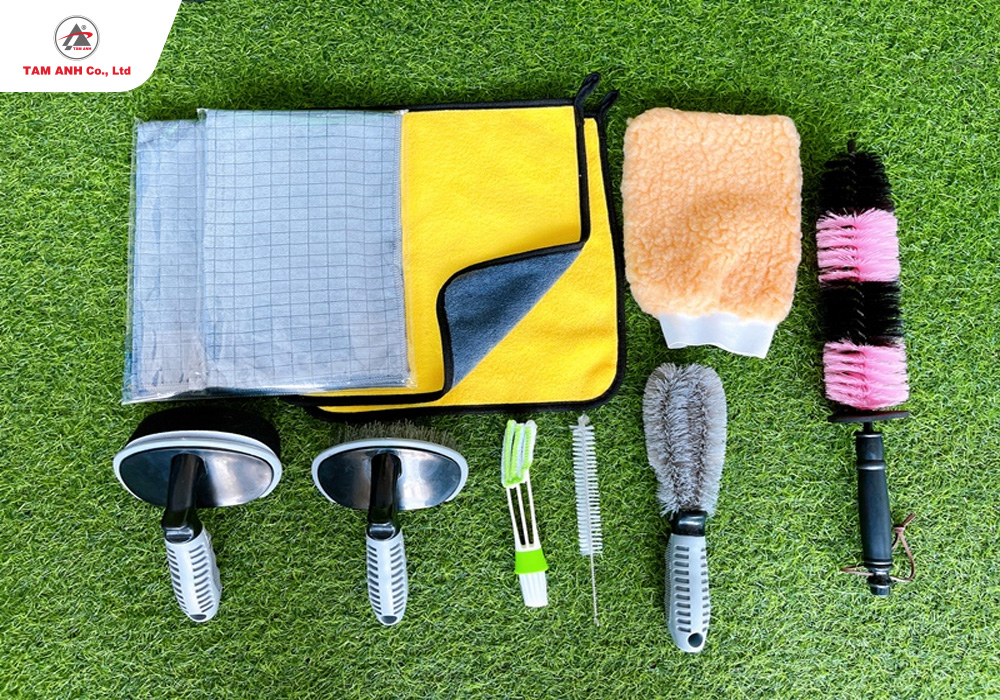 Dụng cụ cần thiết trong quá trình rửa xe máy tại nhà
