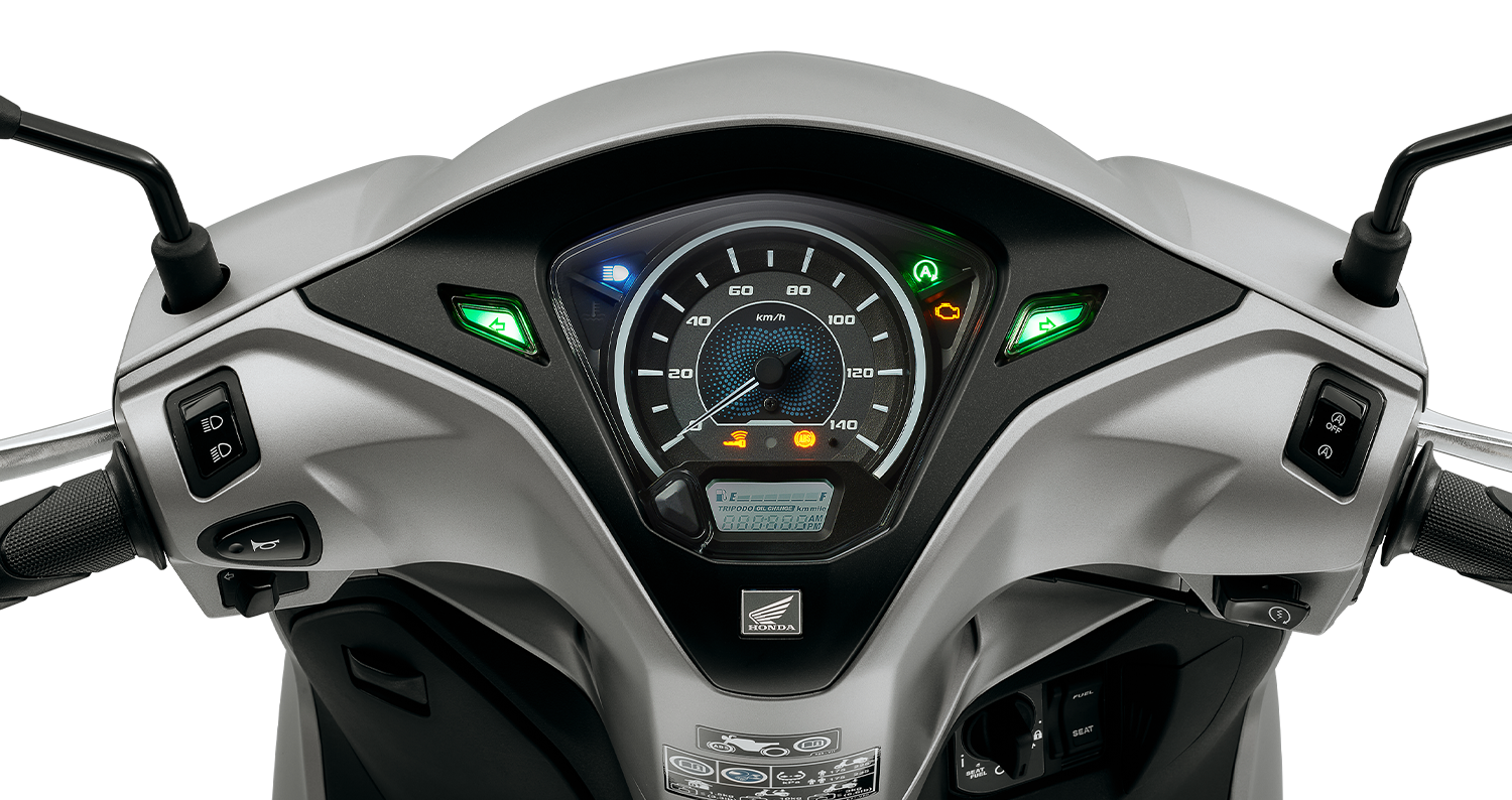 Mặt đồng hồ thẩm mỹ giúp người lái dễ dàng quan sát